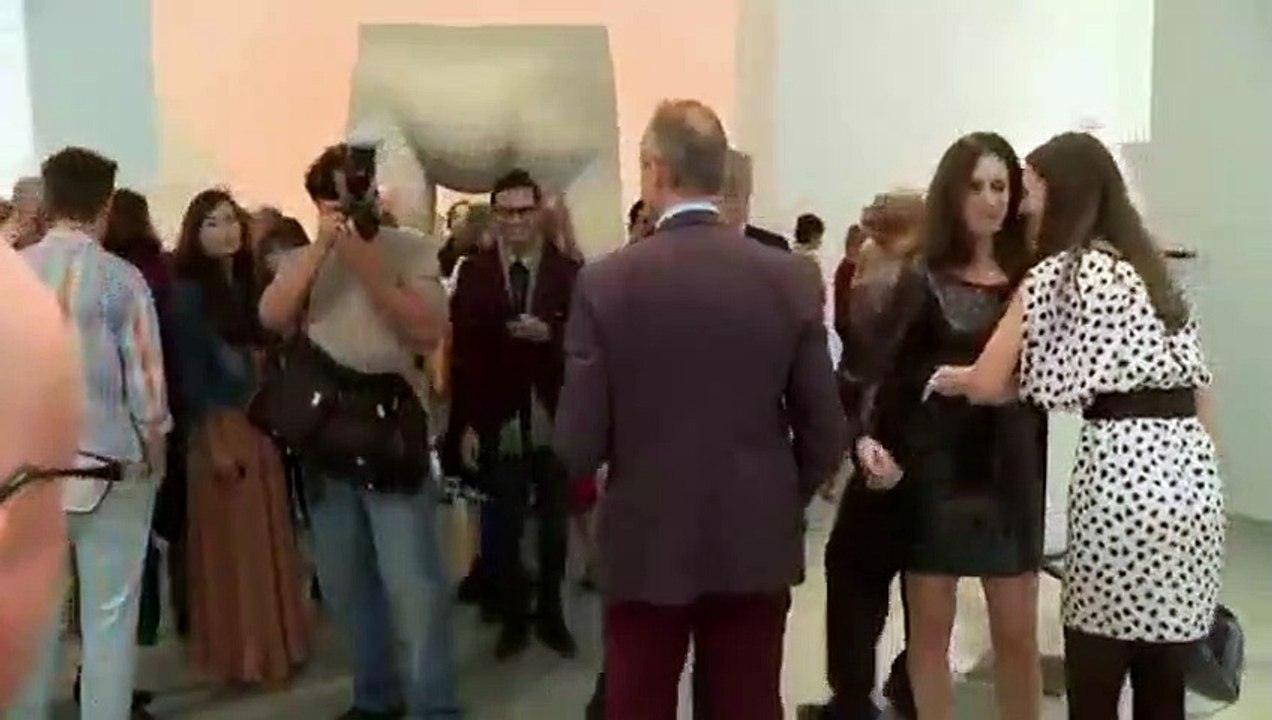 Erwin Wurm - Der Künstler der die Welt verschluckt Teaser DF