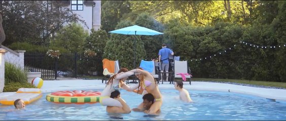 Einen Freund zum Geburtstag Trailer OmU