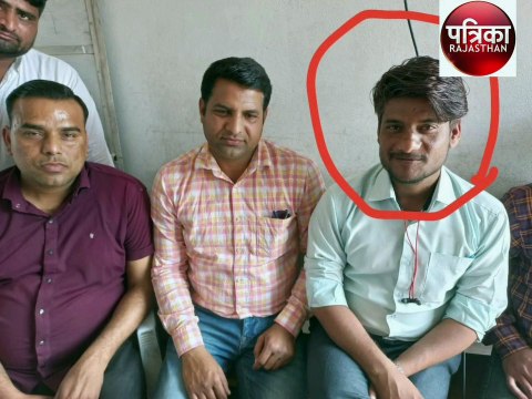 घूसखोर पटवारी को 2000 की रिश्वत लेते रंगे हाथ एसीबी ने दबोचा