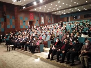 Esenyurt'ta "Dirençli Kentler Dirençli Kadınlar" çalıştayı düzenlendi