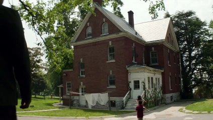 Falling Water - Dunkle Träume Trailer OV