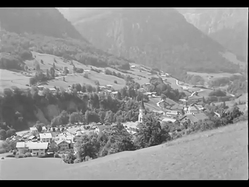 Zwei Bayern in Bonn Trailer DF