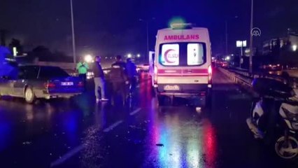 Tankere çarpan otomobilin sürücüsü yaralandı