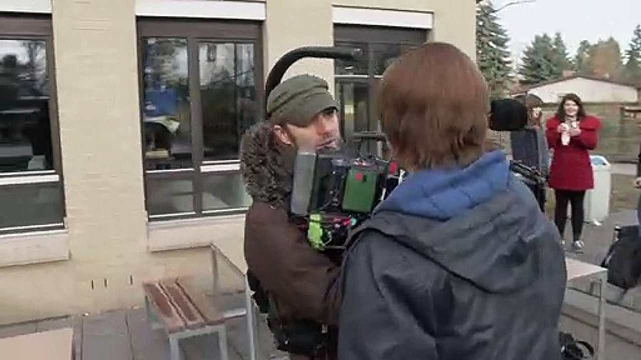 Jonas - Stell dir vor, es ist Schule und du musst wieder hin Videoclip DF