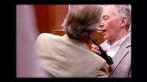 Der Unglücksbringer: Das Leben und die Tode des Robert Durst Trailer OV