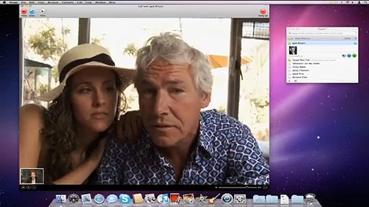 You Are Not Alone - Jemand ist hier Trailer DF