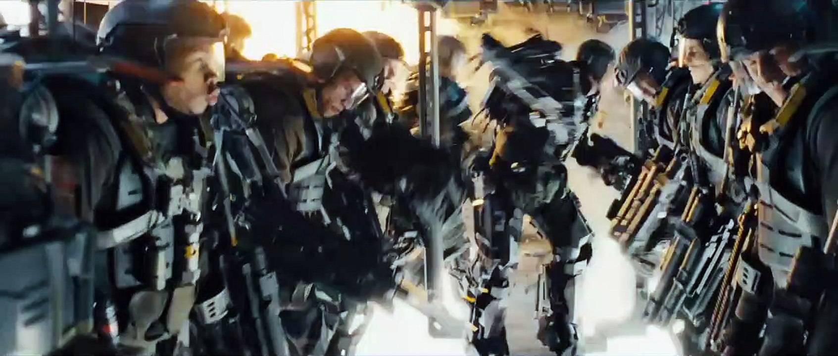 Edge Of Tomorrow - Live. Die. Repeat Trailer (3) DF