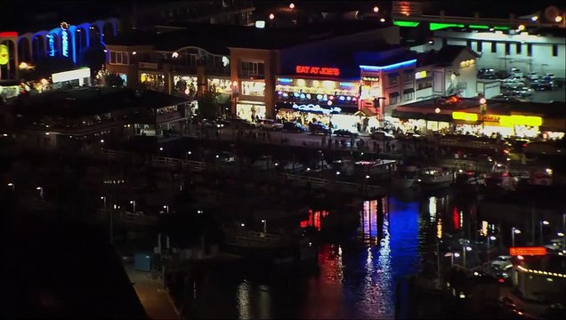 Let's be Cops - Die Party Bullen Trailer (2) OV