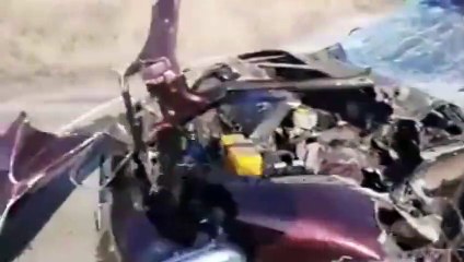 Russian Tank Blows-Up Civilian Car, bodies inside