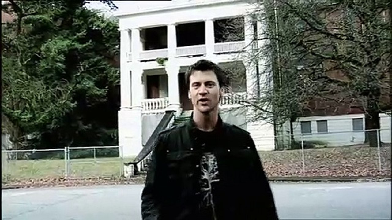 Grave Encounters Trailer DF