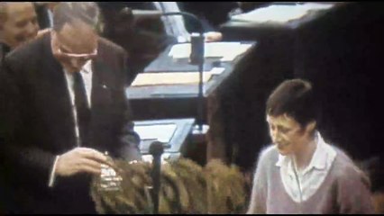 Joschka und Herr Fischer Trailer DF