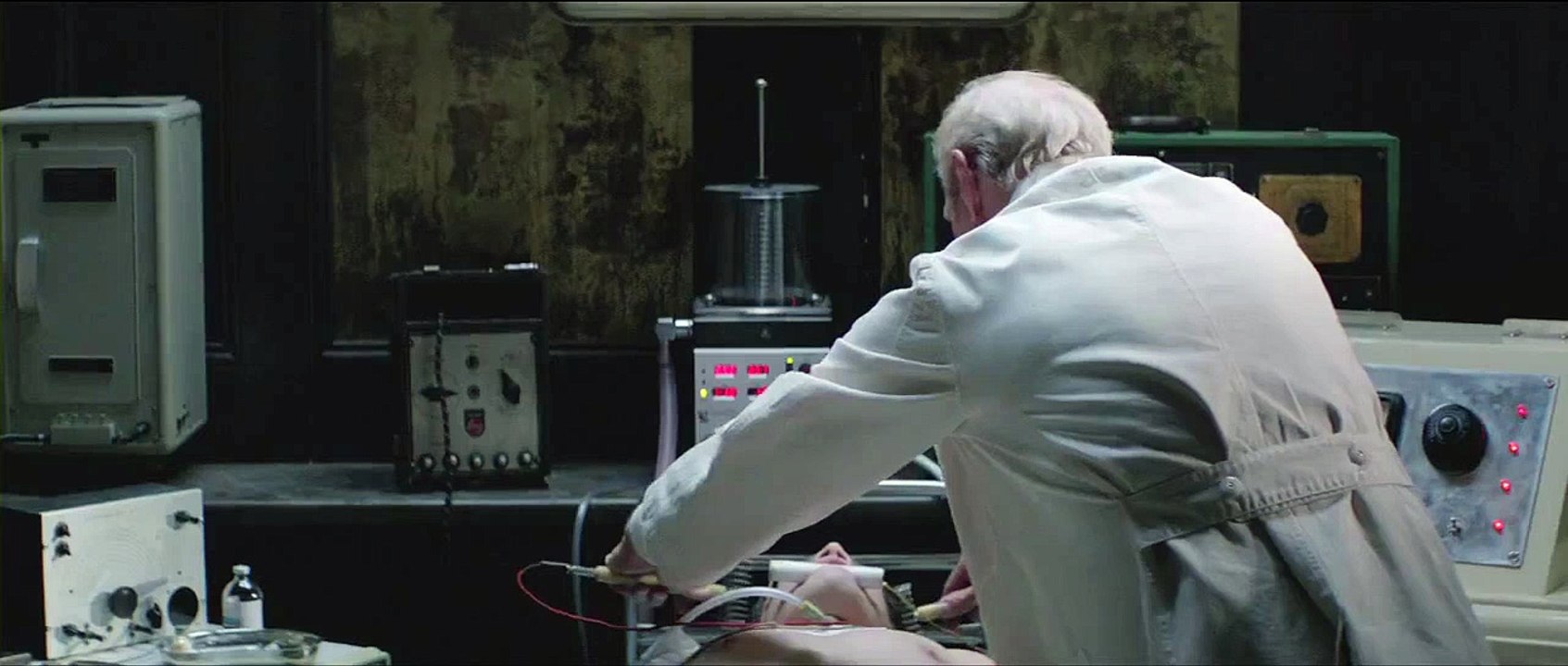 Patrick Trailer (2) OV
