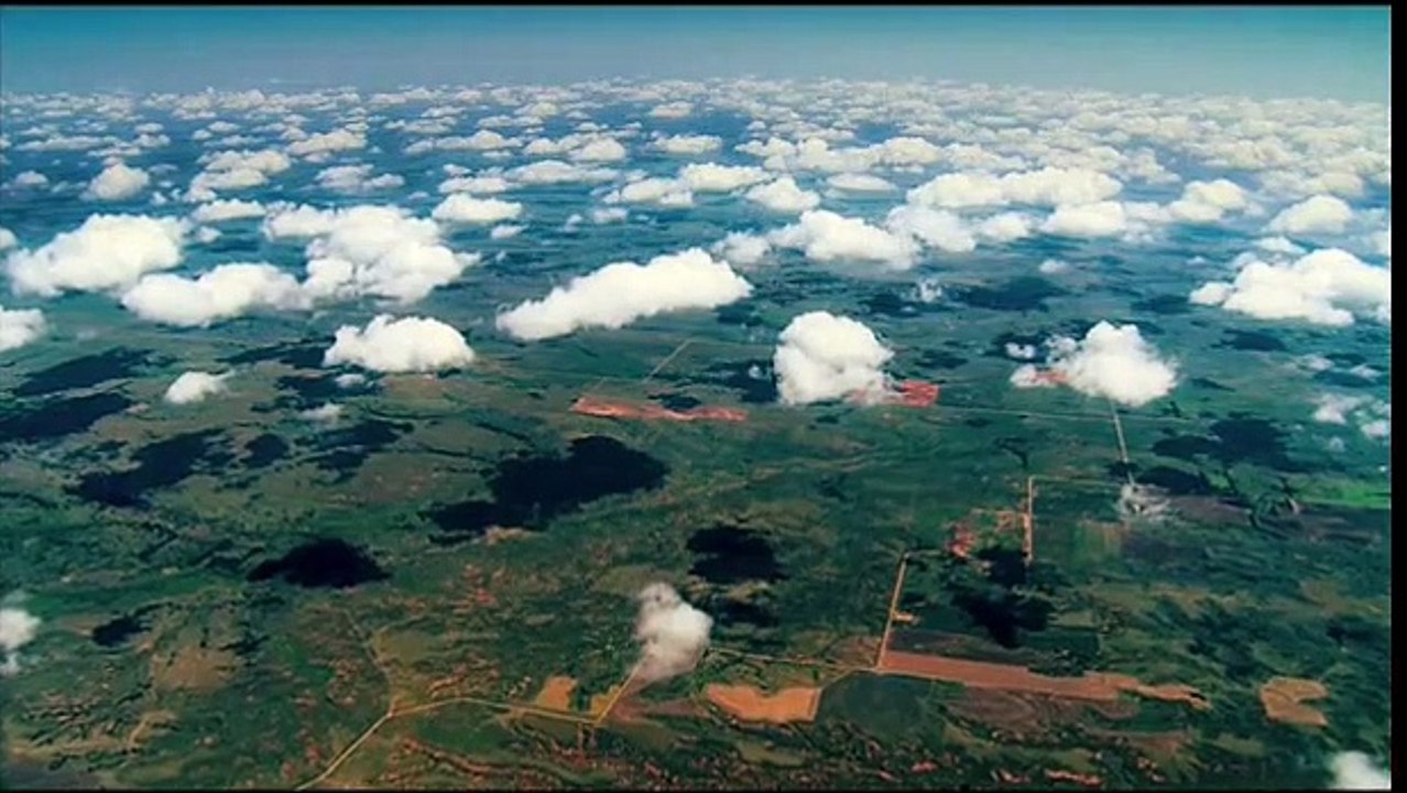 Up in the Air Trailer (2) DF