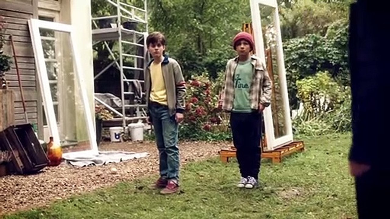 Götter in Weiß Trailer DF