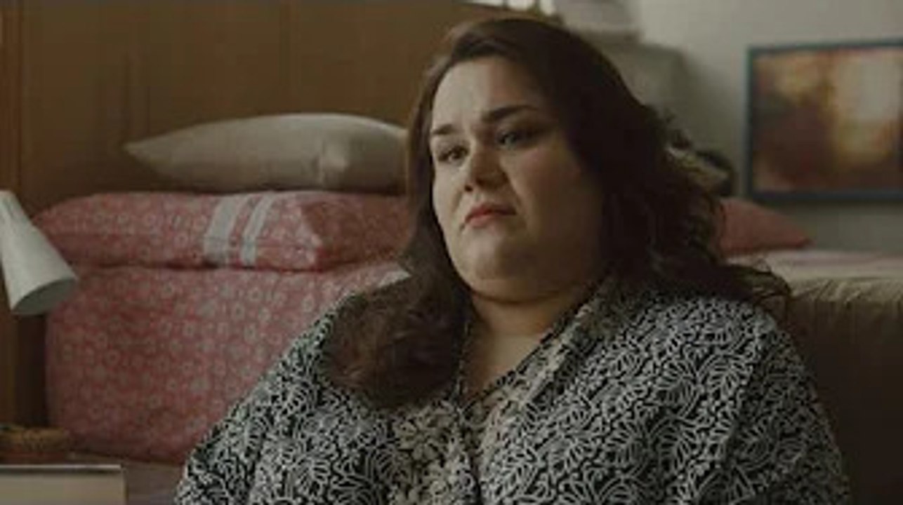 Fiction Noi, l'attrice di Caterina (Claudia Marsicano) risponde a chi giudica il suo aspetto: "Sto i