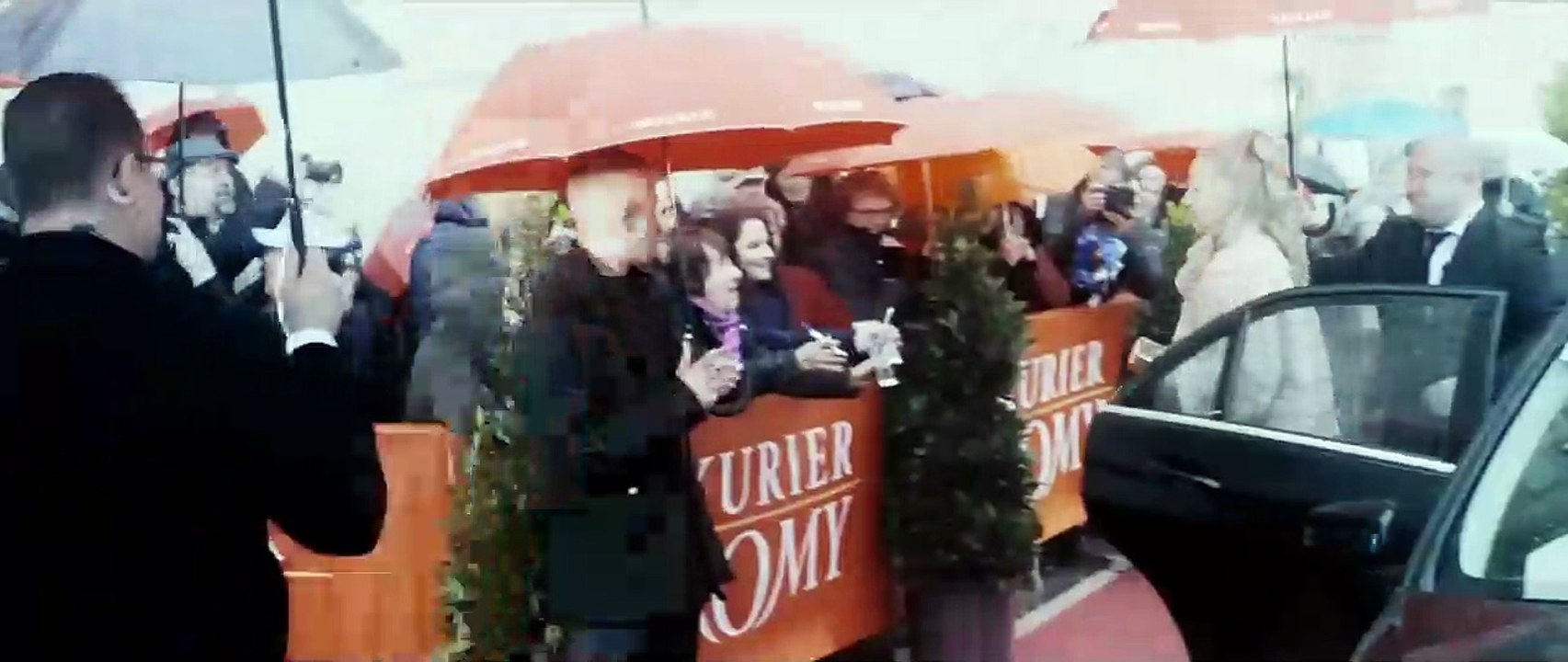 Anna Fucking Molnar Trailer DF