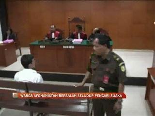 Warga Afghanistan seludup pencari suaka