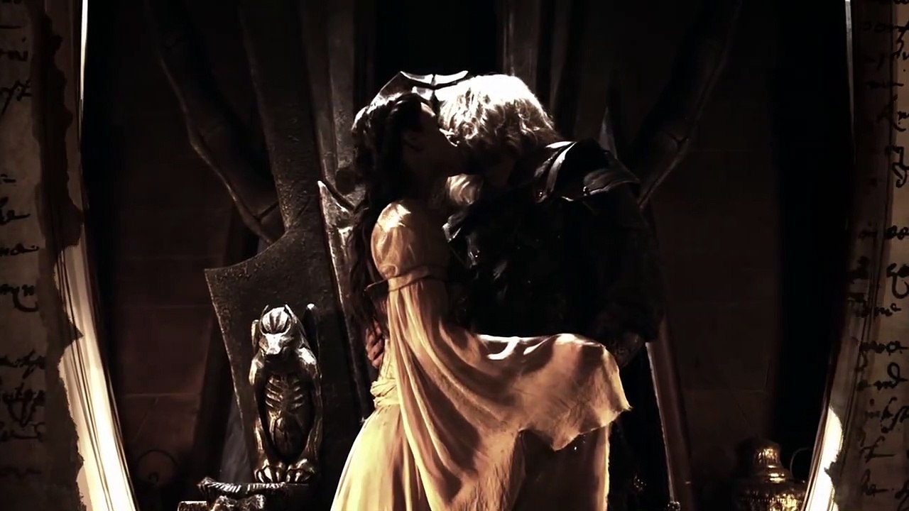 Dracula - Prince of Darkness Trailer DF