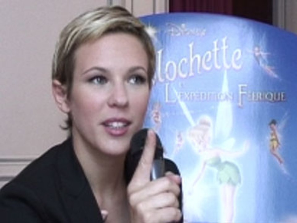 Lorie :" Je ressemble à la fée clochette je suis à la fois garçon manqué et sexy glamour !"