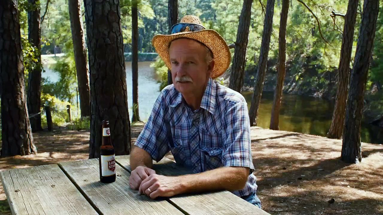 Bernie - Leichen pflastern seinen Weg Trailer DF