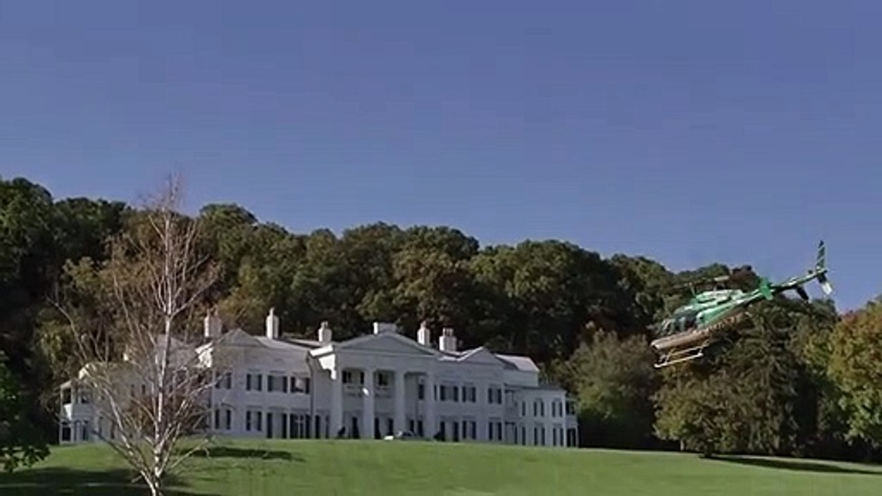 Foxcatcher Trailer (2) OV