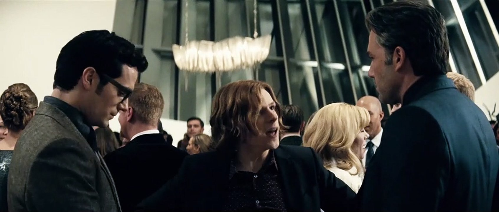 Batman V Superman: Dawn Of Justice Trailer (11) DF