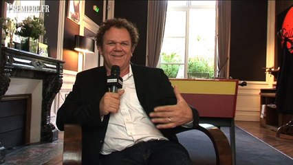 Pourquoi John C. Reilly porte-t-il le surnom de "River Dog" ?