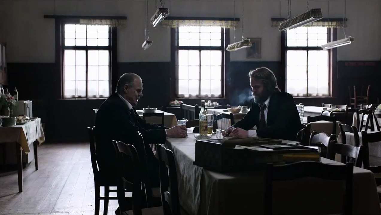 Zwei Herren im Anzug Trailer DF