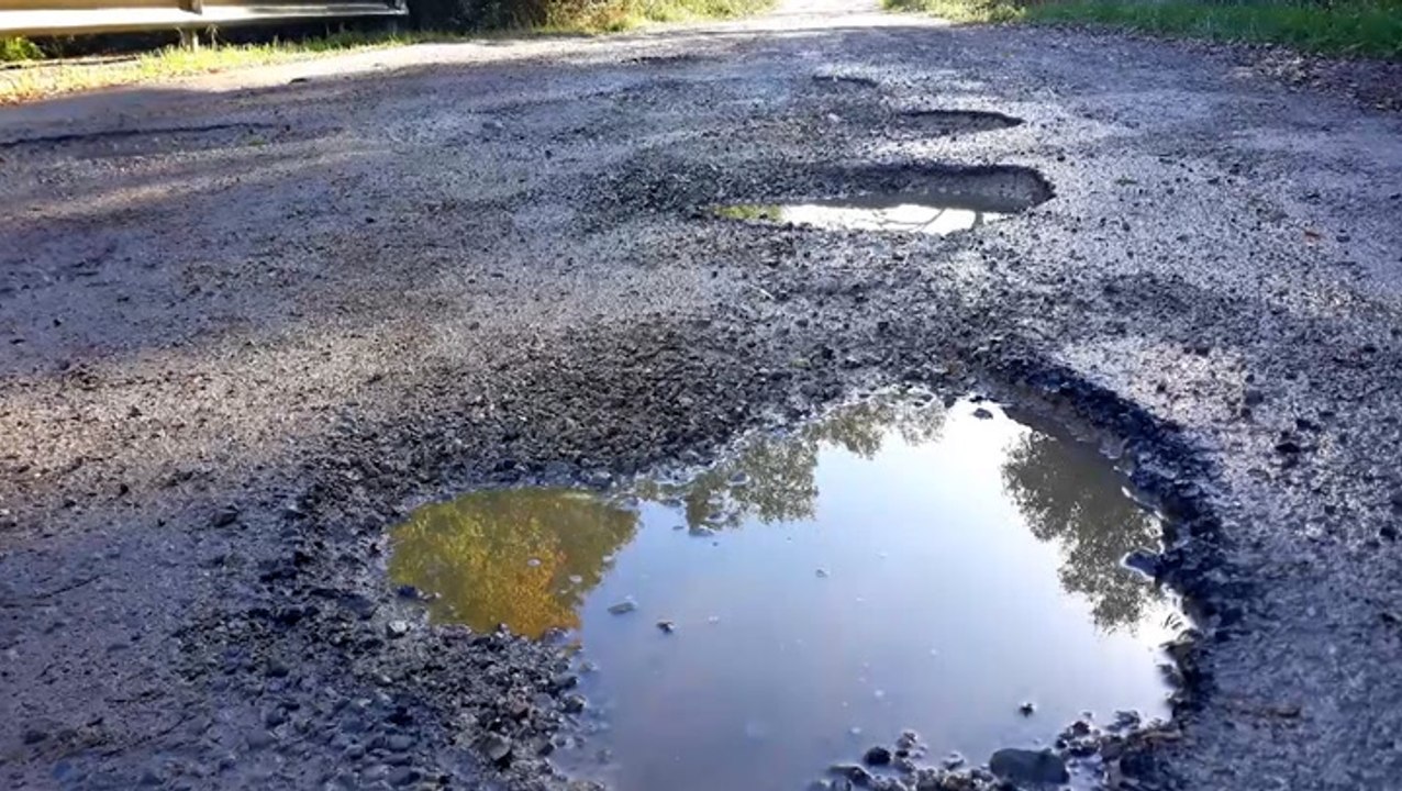 Report: Potholes cost Americans drivers $26.5 billion a year