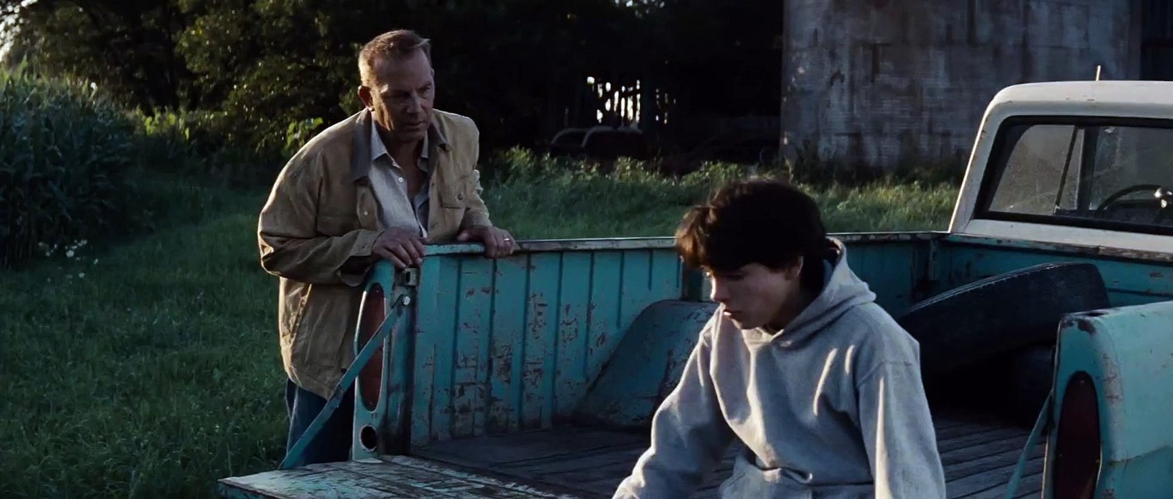 Man Of Steel Trailer DF