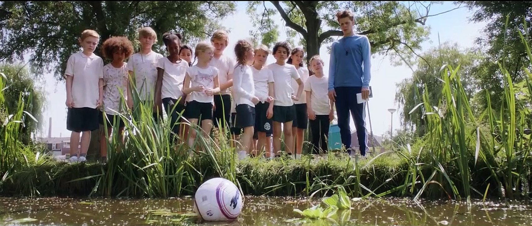 Mister Twister - Eine Klasse im Fußballfieber Trailer DF