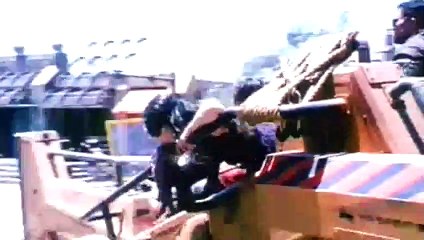 Serenity - Flucht in neue Welten Trailer DF