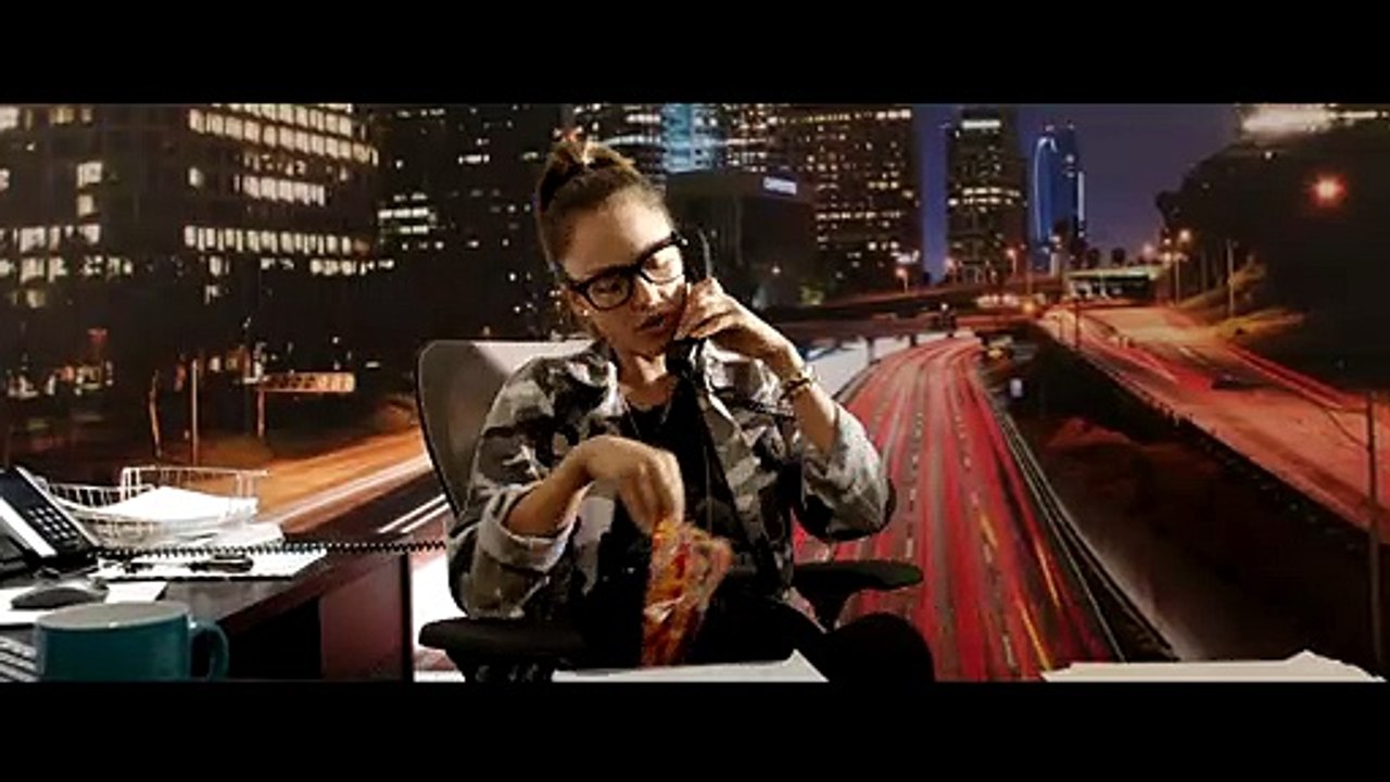 Stretch Trailer DF