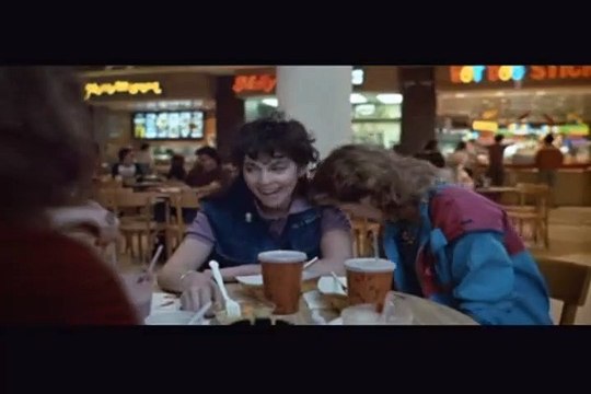 Valley Girl - Das Mädchen und der heiße Typ Trailer OV