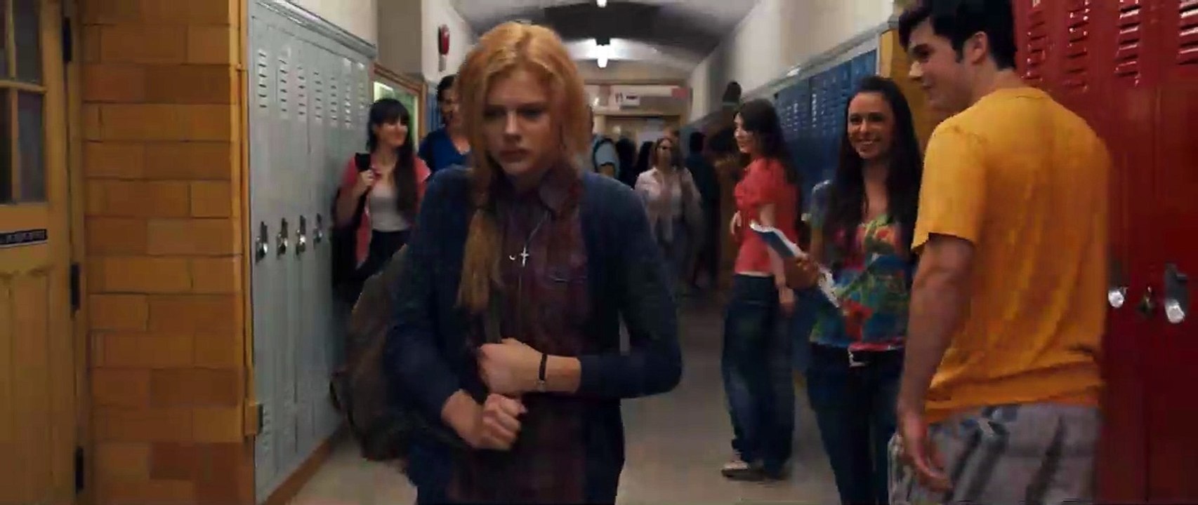 Carrie Trailer DF