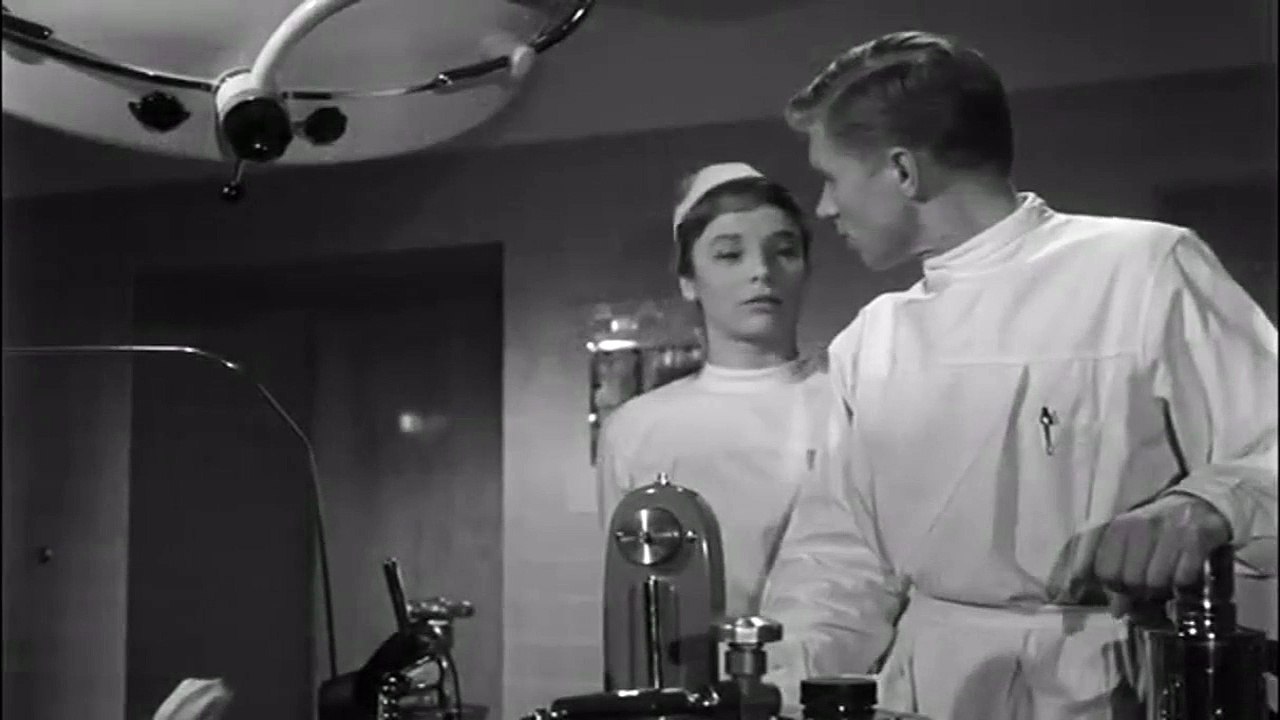 Gestehen Sie, Dr. Corda! Trailer DF