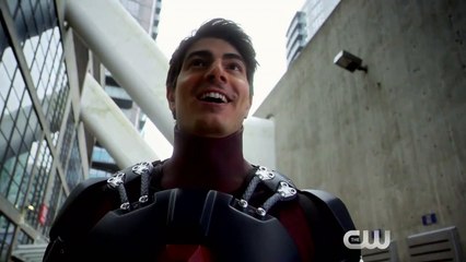 DC&#039;s Legends Of Tomorrow Character Teaser: Atom