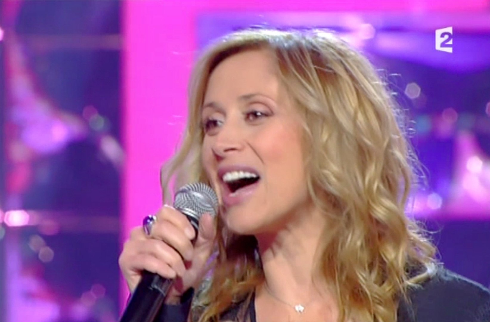 Lara Fabian s'incruste dans N'oubliez pas les paroles (France 2)
