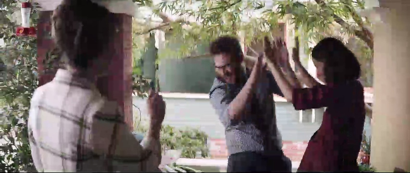 Bad Neighbors 2 Trailer DF