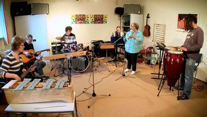 Die Meta-Morphose - Leicht verstimmt ins Rampenlicht Trailer DF