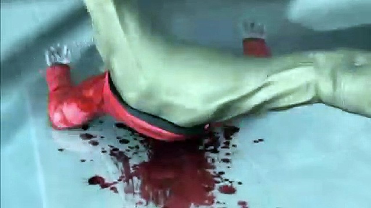 Resident Evil: Degeneration Trailer DF