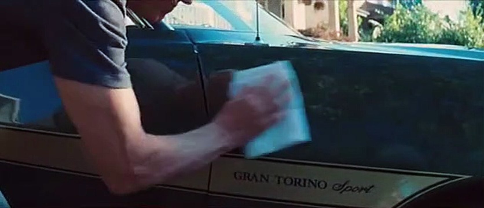 Gran Torino Trailer (2) DF