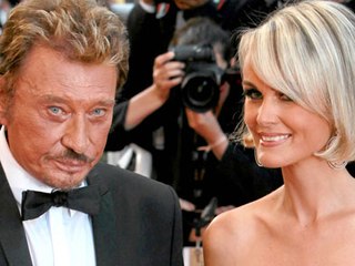 VIDEO PUBLIC : Johnny allume le feu au red carpet à Cannes !