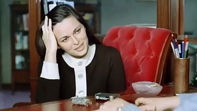 Love and Other Solitudes Trailer OV