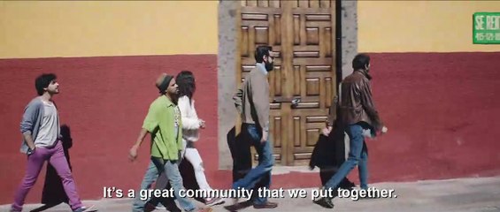 Un Padre No Tan Padre Trailer OV