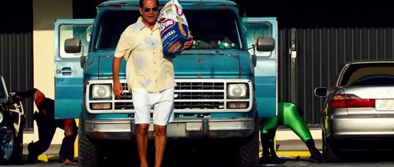 Pain & Gain Trailer (4) OV