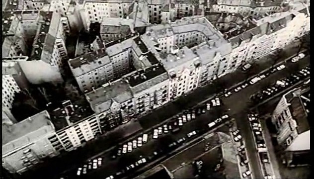 Der Himmel über Berlin Trailer (2) DF