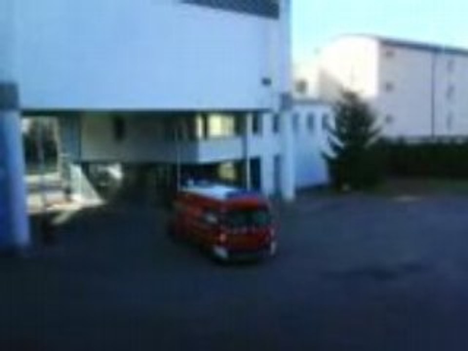 Porte hall de depart