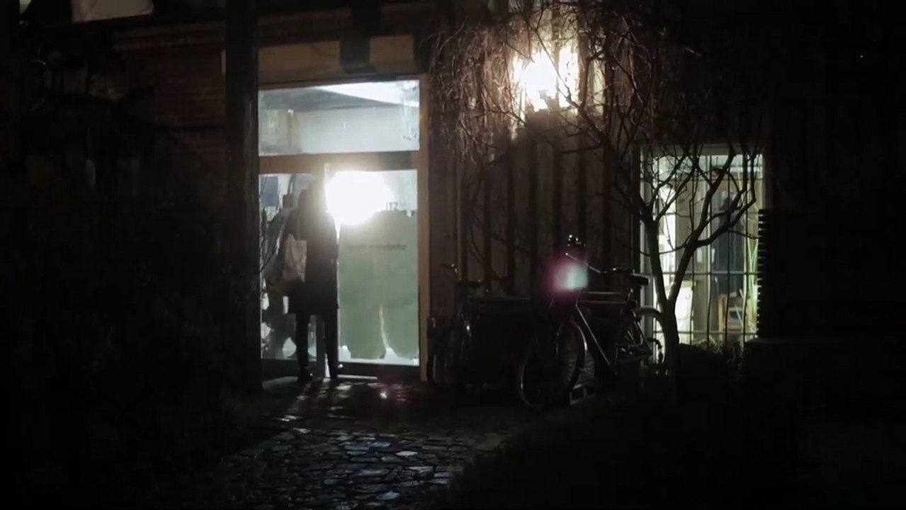 Akt - 4 Leben ein Akt Trailer DF