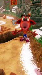 Crash Is Allergic To Bees - Crash Bandicoot N. Sane Trilogy (Crash’s Bee Death Animation) #shorts
